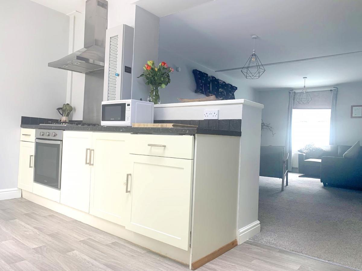 Stay In The Heart Of York At The Hampden - Free Parking - York Holiday Home Exterior foto